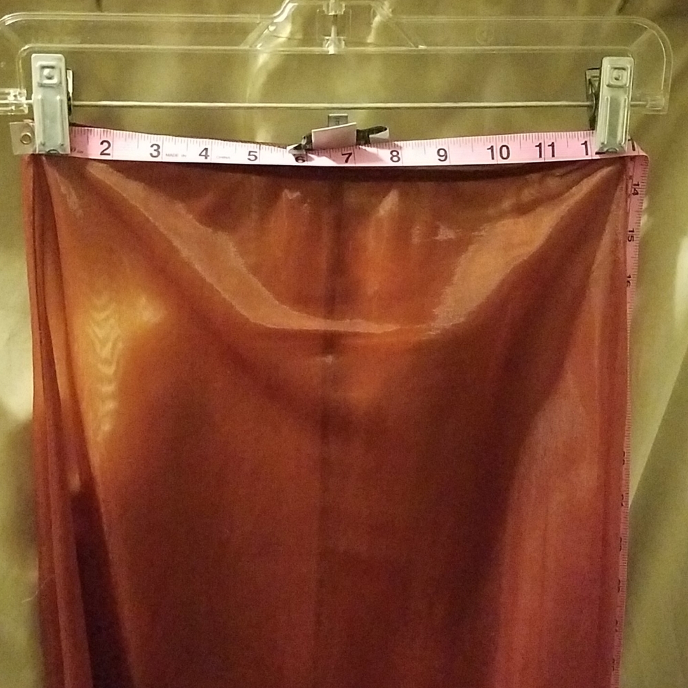 Morgan Le Fay sheer skirt xs maroon